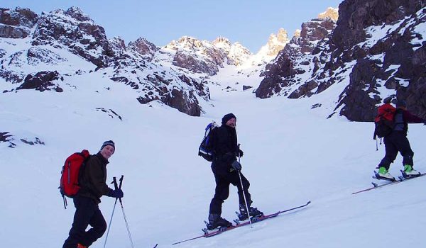 http://www.imlil-trekking.com/wp-content/uploads/2019/03/Ski-Touring-In-Toubkal-600x350.jpg